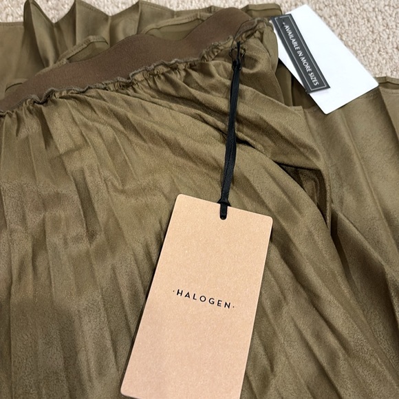 Halogen size L olive skirt - Picture 2 of 7